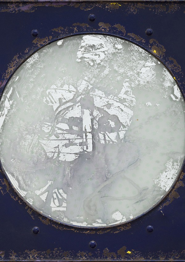 거울형회화, Mixed Media, 71.5 x 71.5cm, 2025